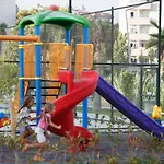 Art Life Flora в спальне нет окна Lägenhet *