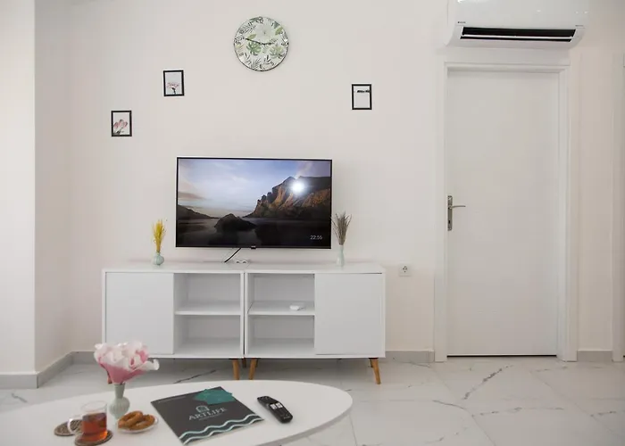 Art Life Flora в спальне нет окна Apartment